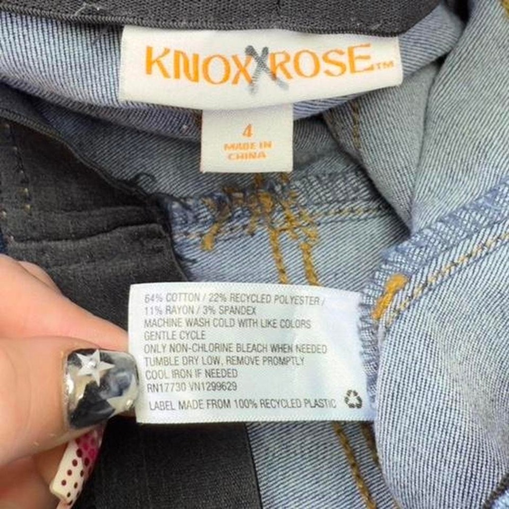 High rise Y2K inspired medium wash flare jeans - Picture 7 of 8